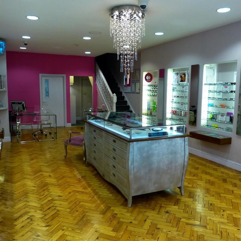 The-Oculist-inside