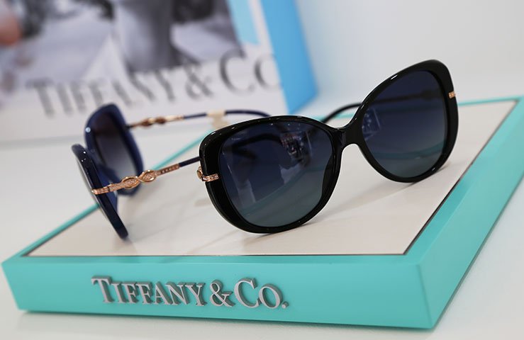 RealEyes opticians Whitton 10