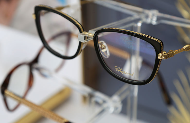 RealEyes opticians Whitton 9